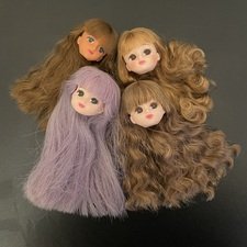 Головы Ликки и голова подруги Дженни Элли