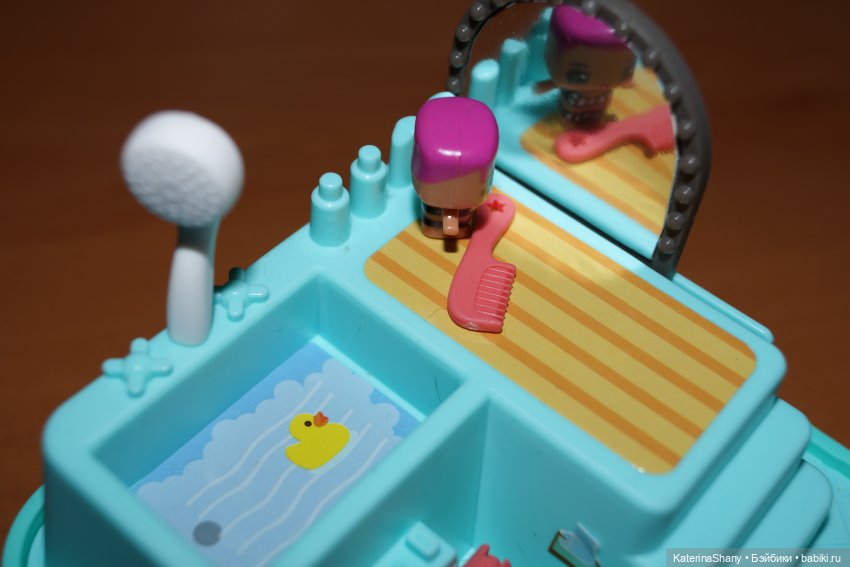 Чемоданчики Little Corner Welcom to Nana Friends и кто в них живёт (фото 5)