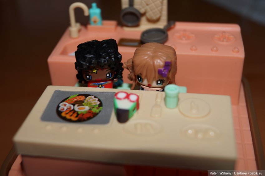 Чемоданчики Little Corner Welcom to Nana Friends и кто в них живёт (фото 10)