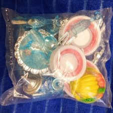 Набор посуды в кукольный дом