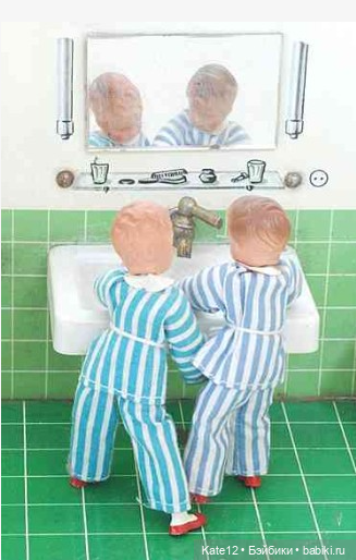 Кукольные домики 1950-60-х годов - зеркало живой немецкой культуры. Ванная комната (фото 8)