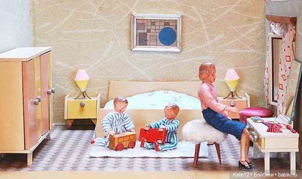 Кукольные домики 1950-60-х годов. Спальня