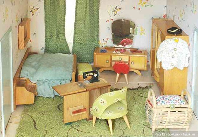 Кукольные домики 1950-60-х годов. Спальня (фото 2)