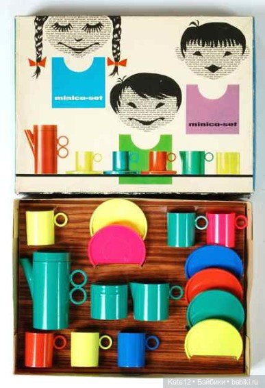 Кукольные домики 1950-60-х годов - Пластиковая посуда