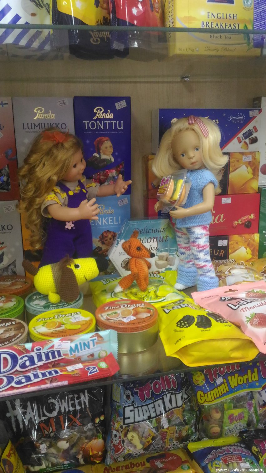 Путешествие девочек из Петербурга в Москву началось! Ч.2