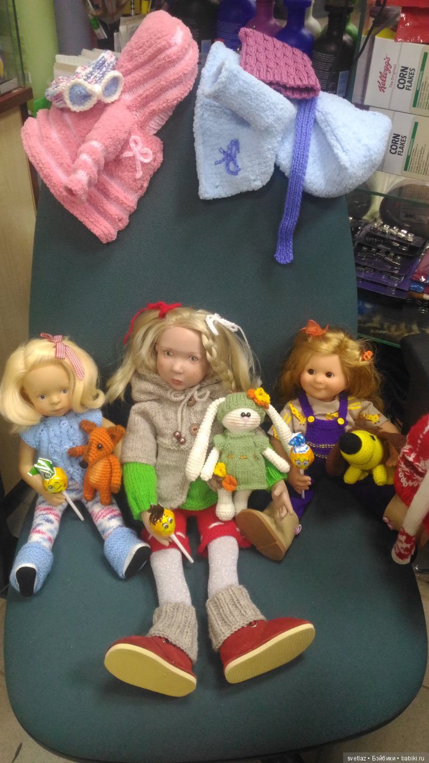 Путешествие девочек из Петербурга в Москву началось! Ч.2