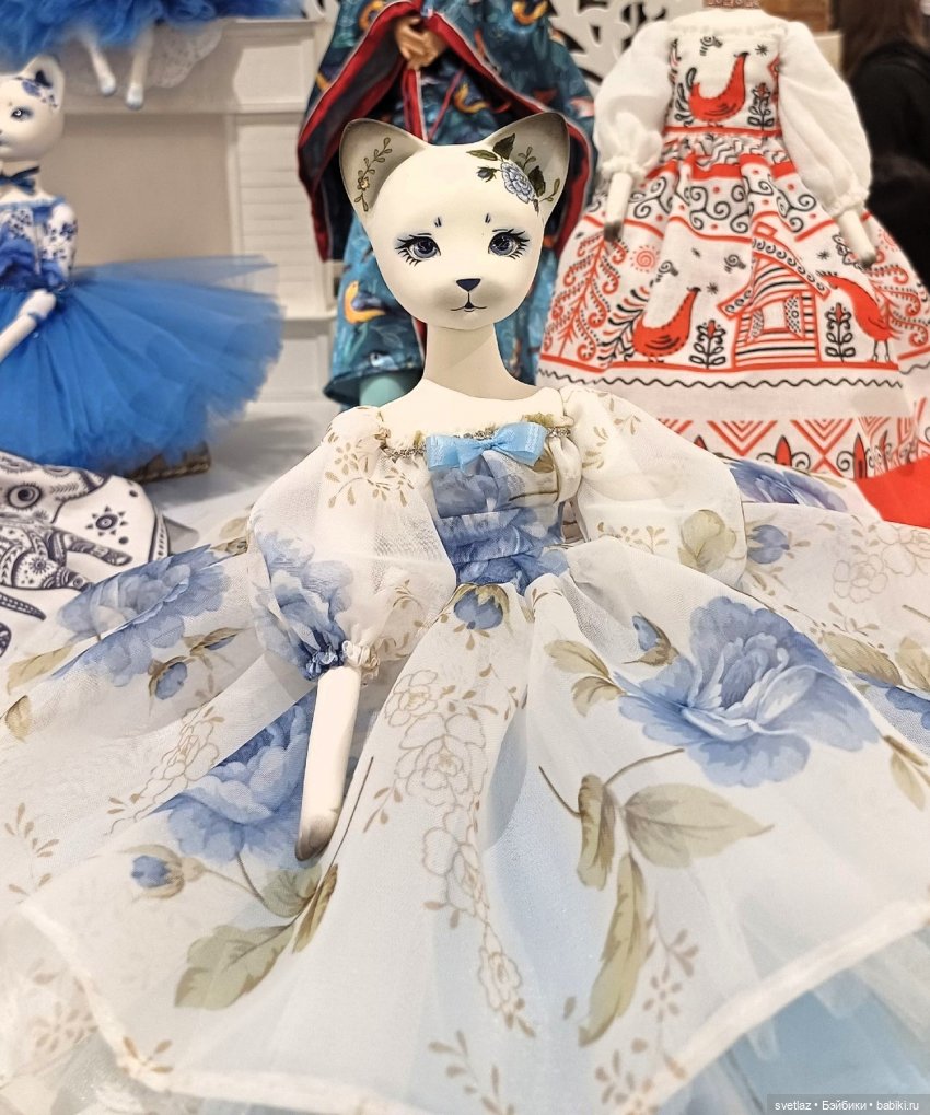 Головокружительный Бал кукол в Севкабель Порту