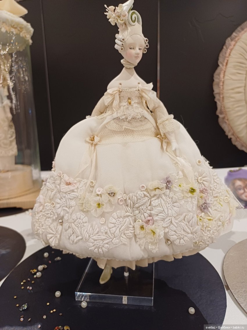 Головокружительный Бал кукол в Севкабель Порту