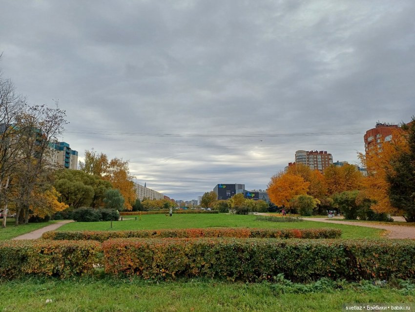 А оделся я так, потому что