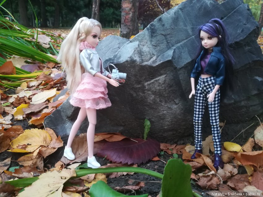 Осенняя прогулка — Куклы Kurhn (Курн) и Sonya Rose (Соня): Золотая коллекция (фото 7)