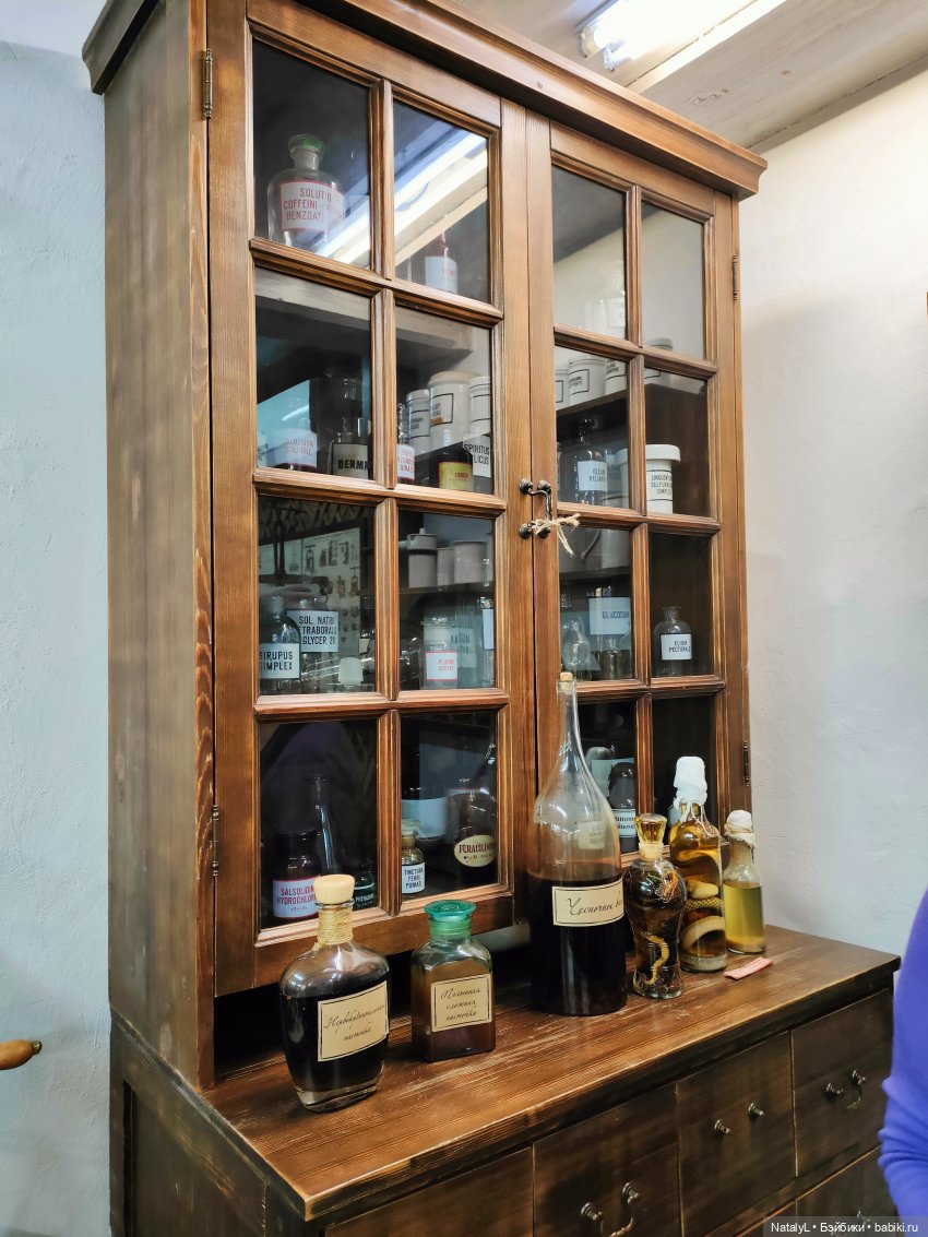 Джейд и музей "Горная аптека" в Барнауле