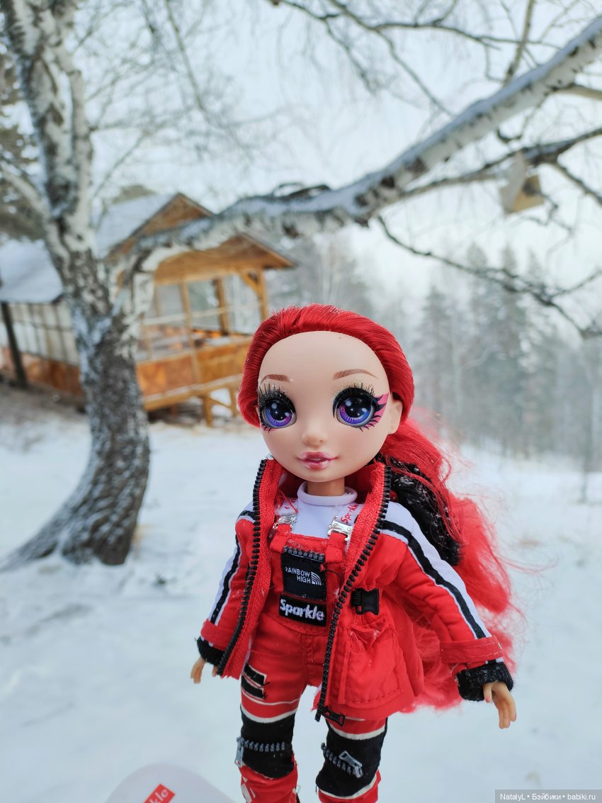 Зимние выходные — Куклы Rainbow High (Рейнбоу Хай