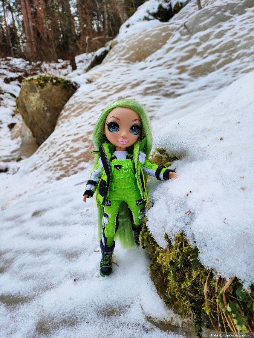Зимние выходные — Куклы Rainbow High (Рейнбоу Хай