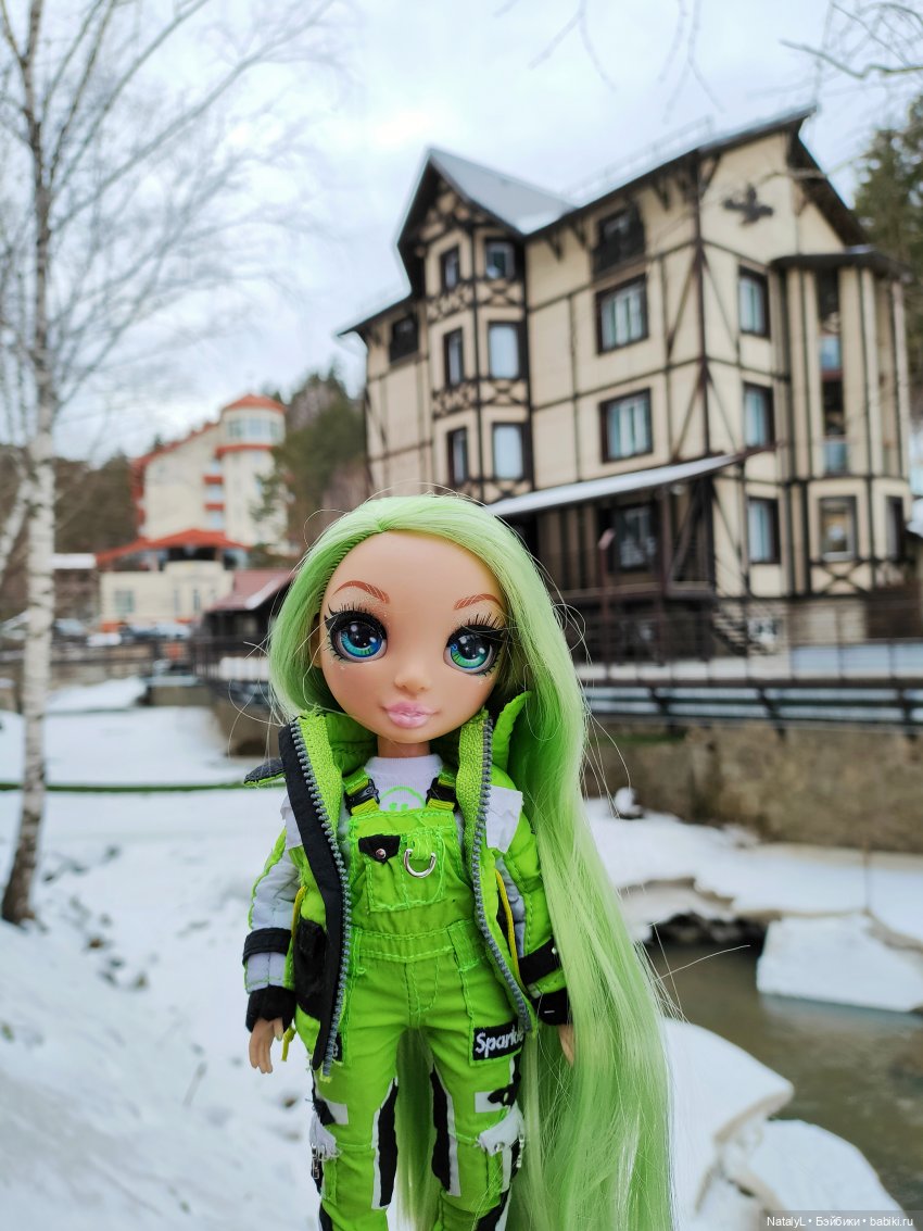 Зимние выходные — Куклы Rainbow High (Рейнбоу Хай (фото 2)