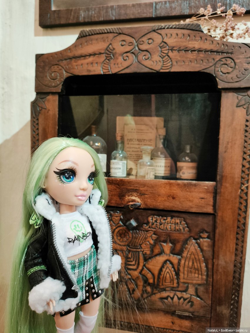 Джейд и музей "Горная аптека" в Барнауле