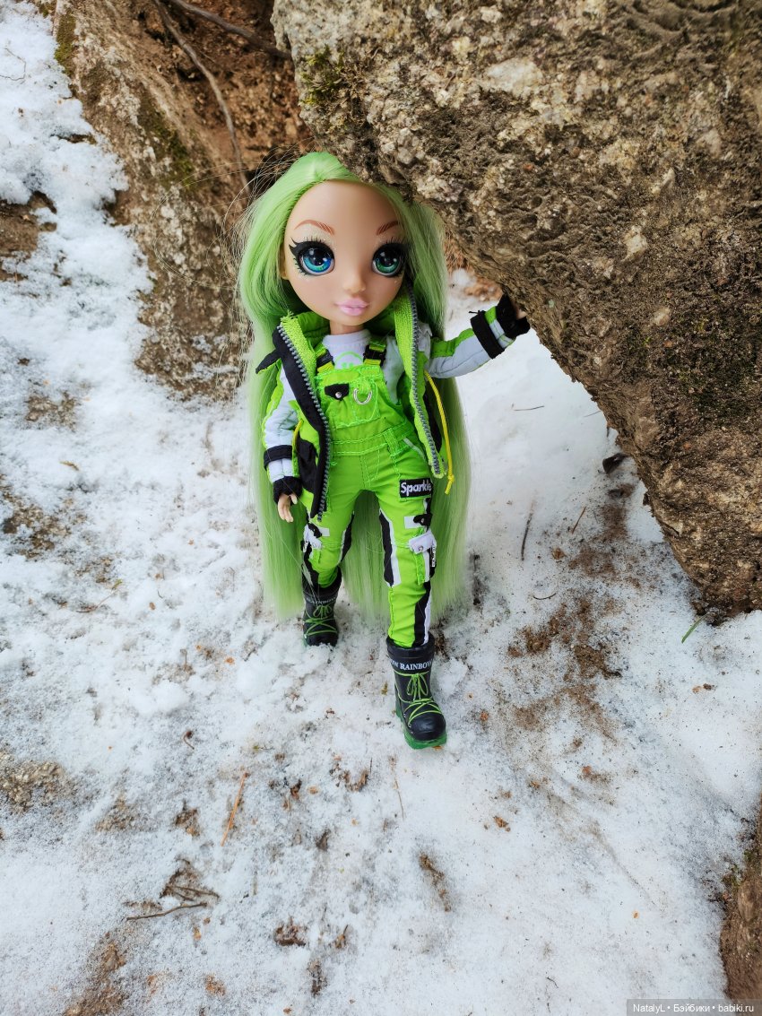 Зимние выходные — Куклы Rainbow High (Рейнбоу Хай