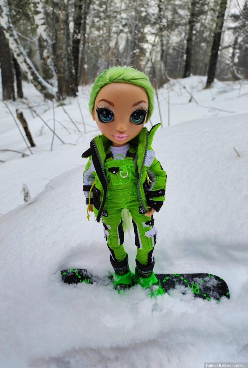 Зимние выходные — Куклы Rainbow High (Рейнбоу Хай