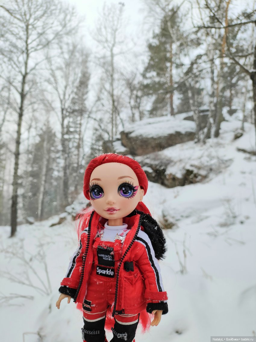 Зимние выходные — Куклы Rainbow High (Рейнбоу Хай