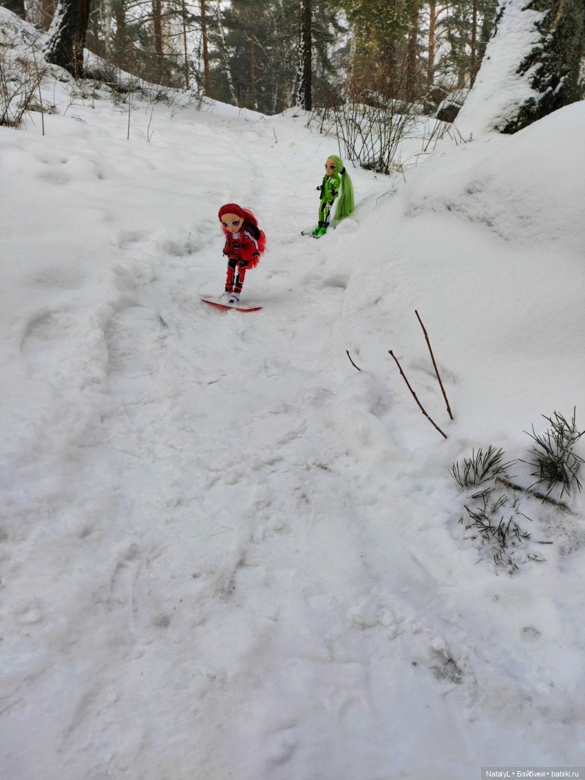 Зимние выходные — Куклы Rainbow High (Рейнбоу Хай