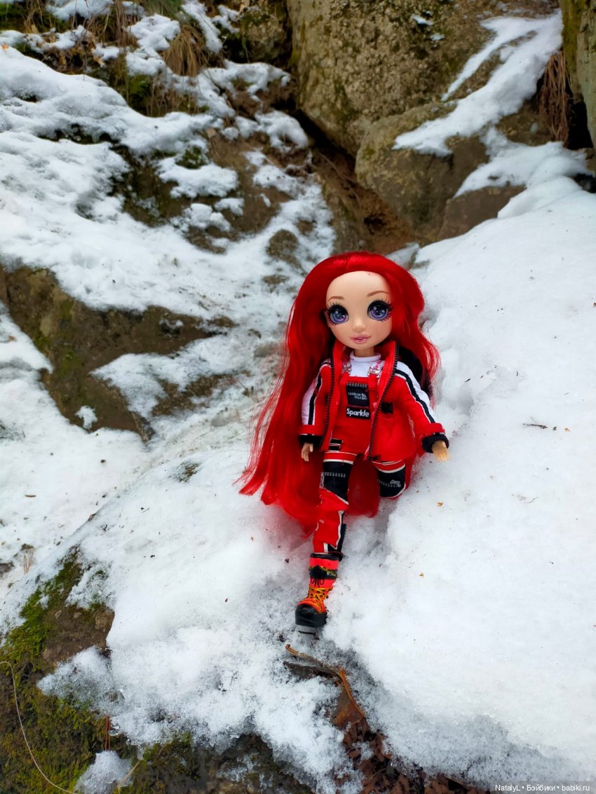 Зимние выходные — Куклы Rainbow High (Рейнбоу Хай