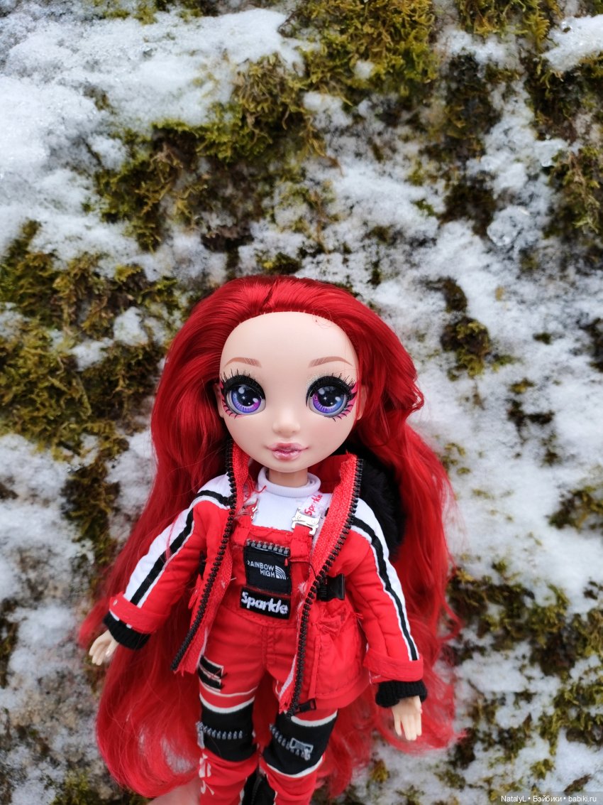 Зимние выходные — Куклы Rainbow High (Рейнбоу Хай