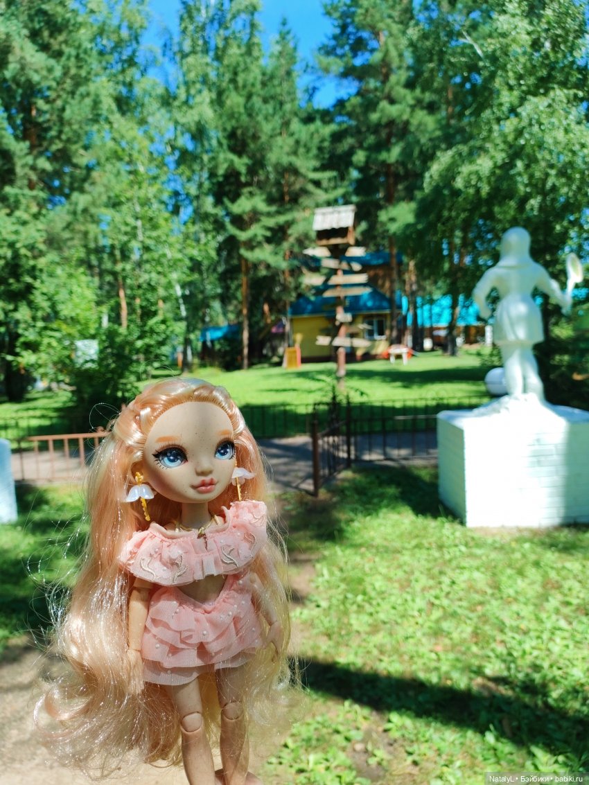 Милена на базе отдыха | Бэйбики Милена на базе отдыха — Куклы Rainbow High (Рейнбоу Хай (фото 4)