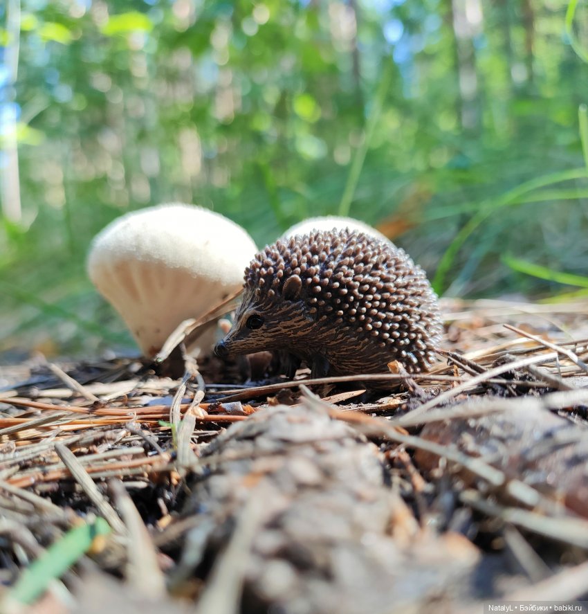 День ёжика — Авторские игрушки из разных материалов: синельная проволока (фото 7)