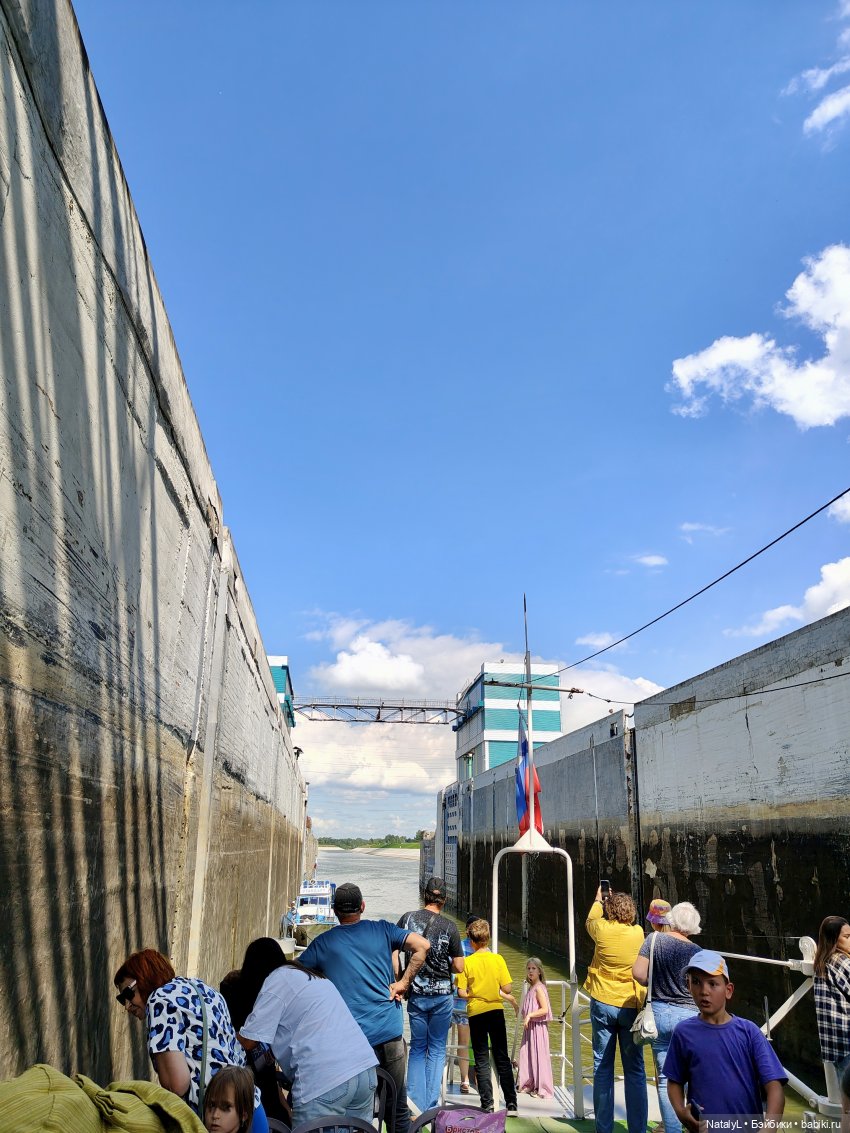 Прогулка по реке и музей паровозов (фото 7)