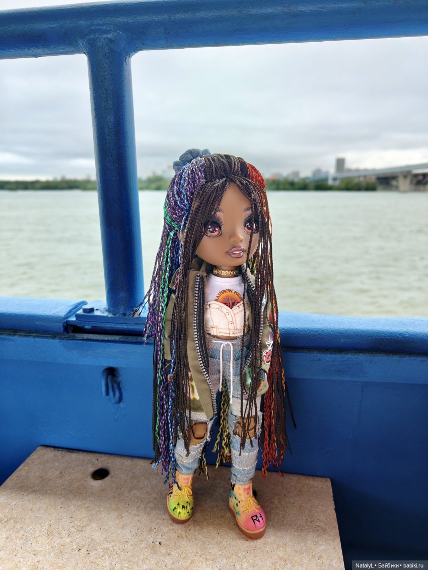 Прогулка по реке и музей паровозов