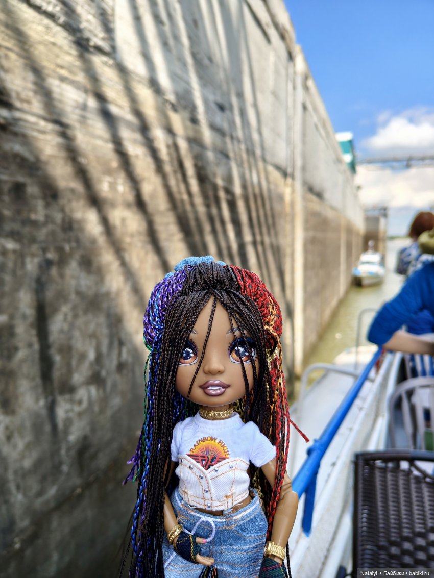 Прогулка по реке и музей паровозов (фото 6)