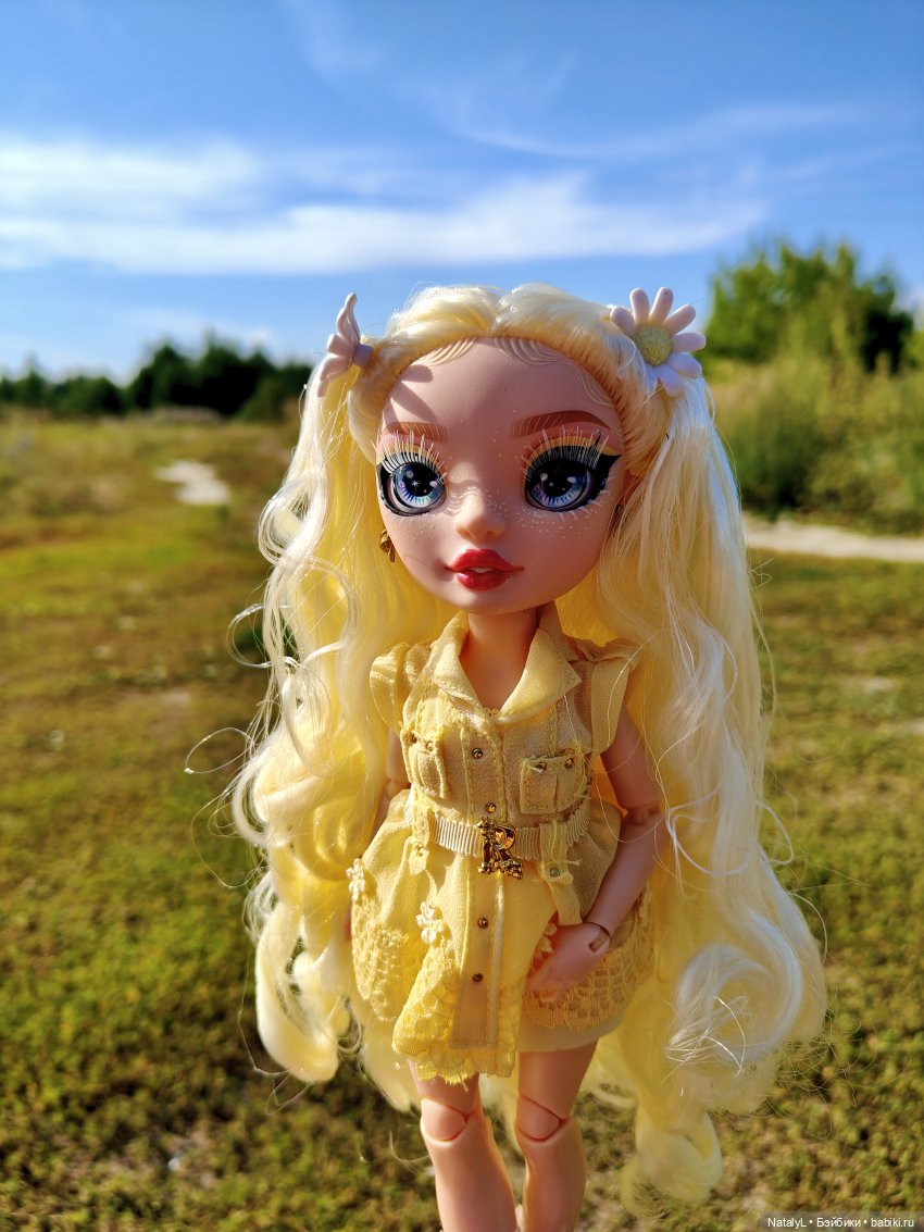 Ромашка луговая — Куклы Rainbow High (Рейнбоу Хай