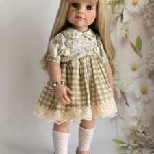 Распродажа платьев для разных кукол .