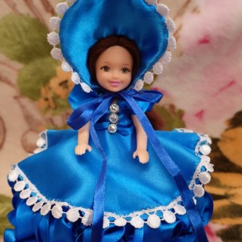 Куколка в оттенках Гжели