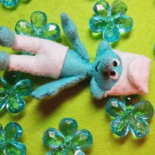 Сегодня вдохновение голубое в белых штанах