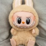 Бежевый Labubu Baba Have a seat Pop Mart, оригинал