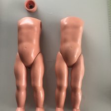 Туловище с ногами для куклы ГДР