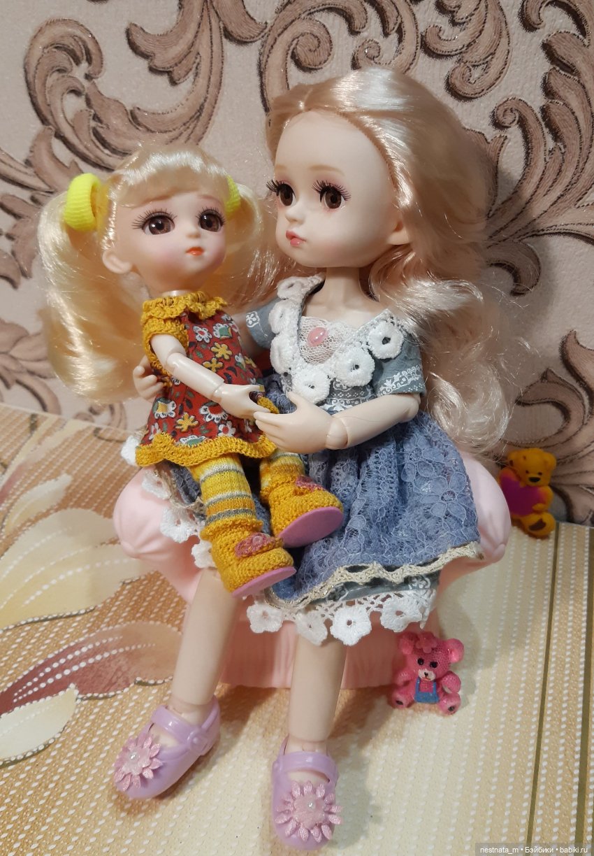 Встреча младшеньких со старшими сестрёнками