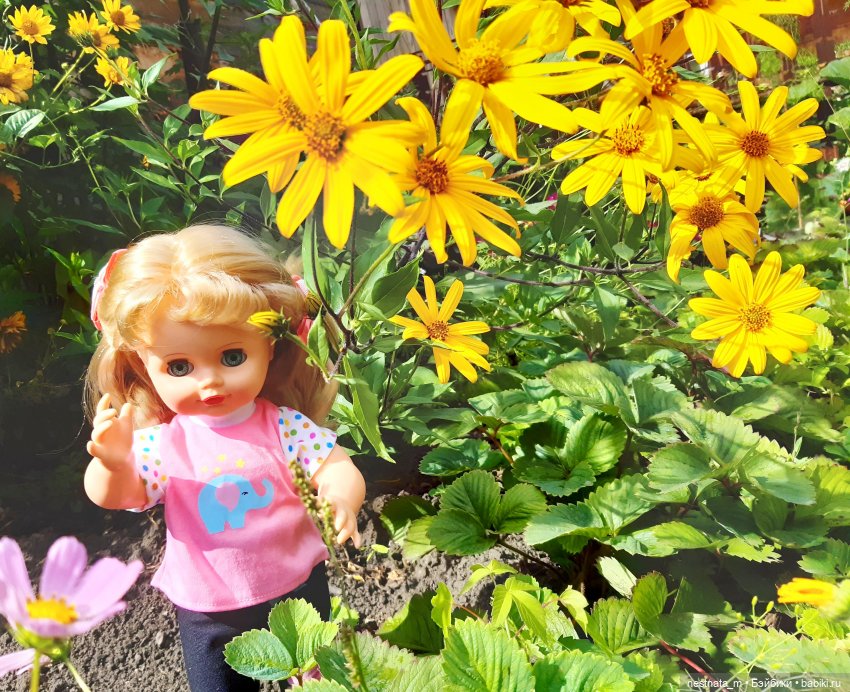 Ниночка на прогулке — Российские куклы Весна (фото 4)