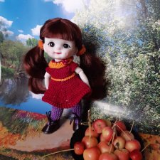 Новенькая на прогулке