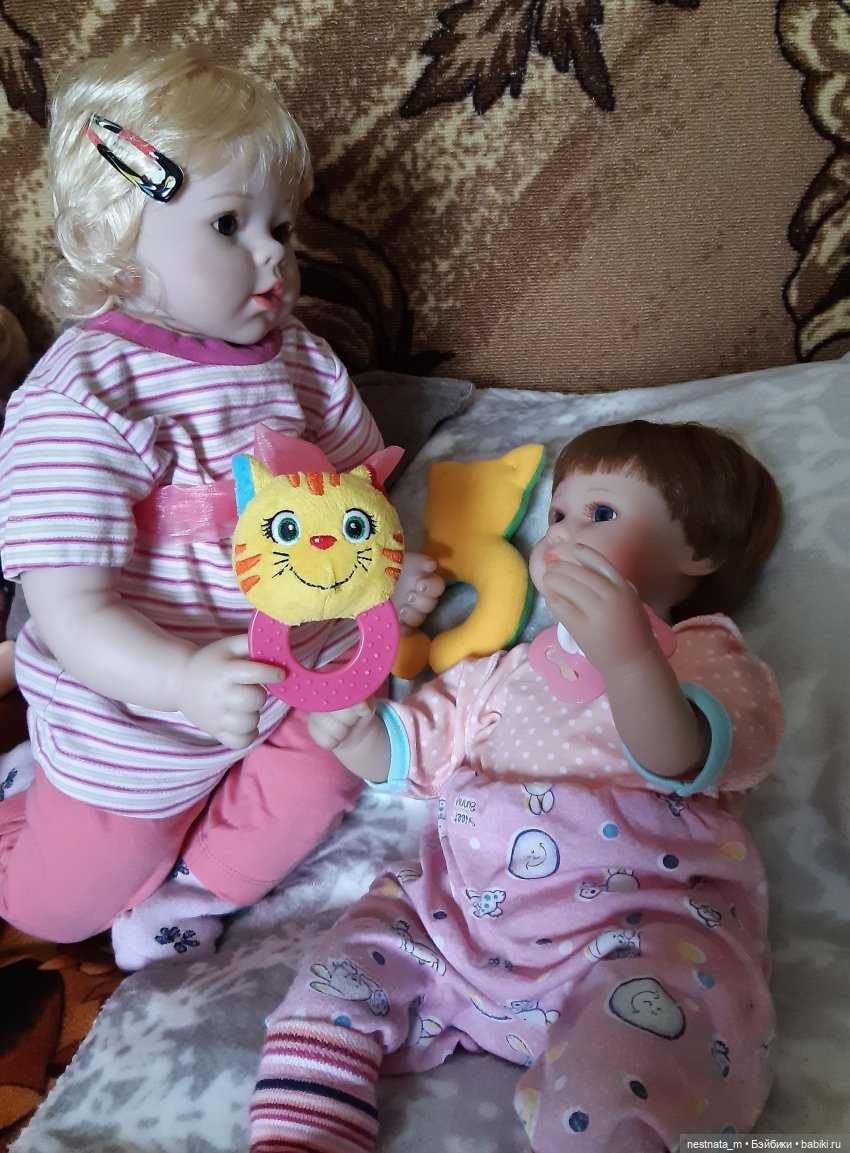 Пакет с подарками — Российские куклы Весна