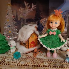 Ёлка у малышни