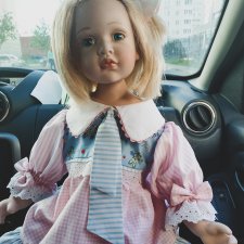 Куда девать кукол?