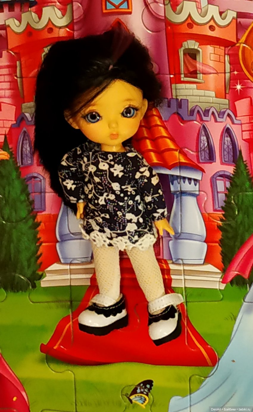 Моя дочка любит пазлы... и кукол