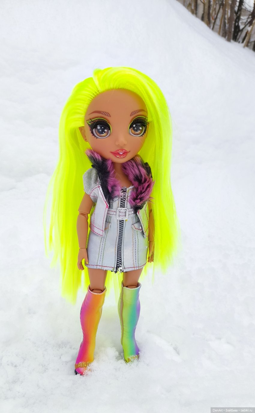 Зимний Питер с Кармой — Куклы Rainbow High (Рейнбоу Хай (фото 4)