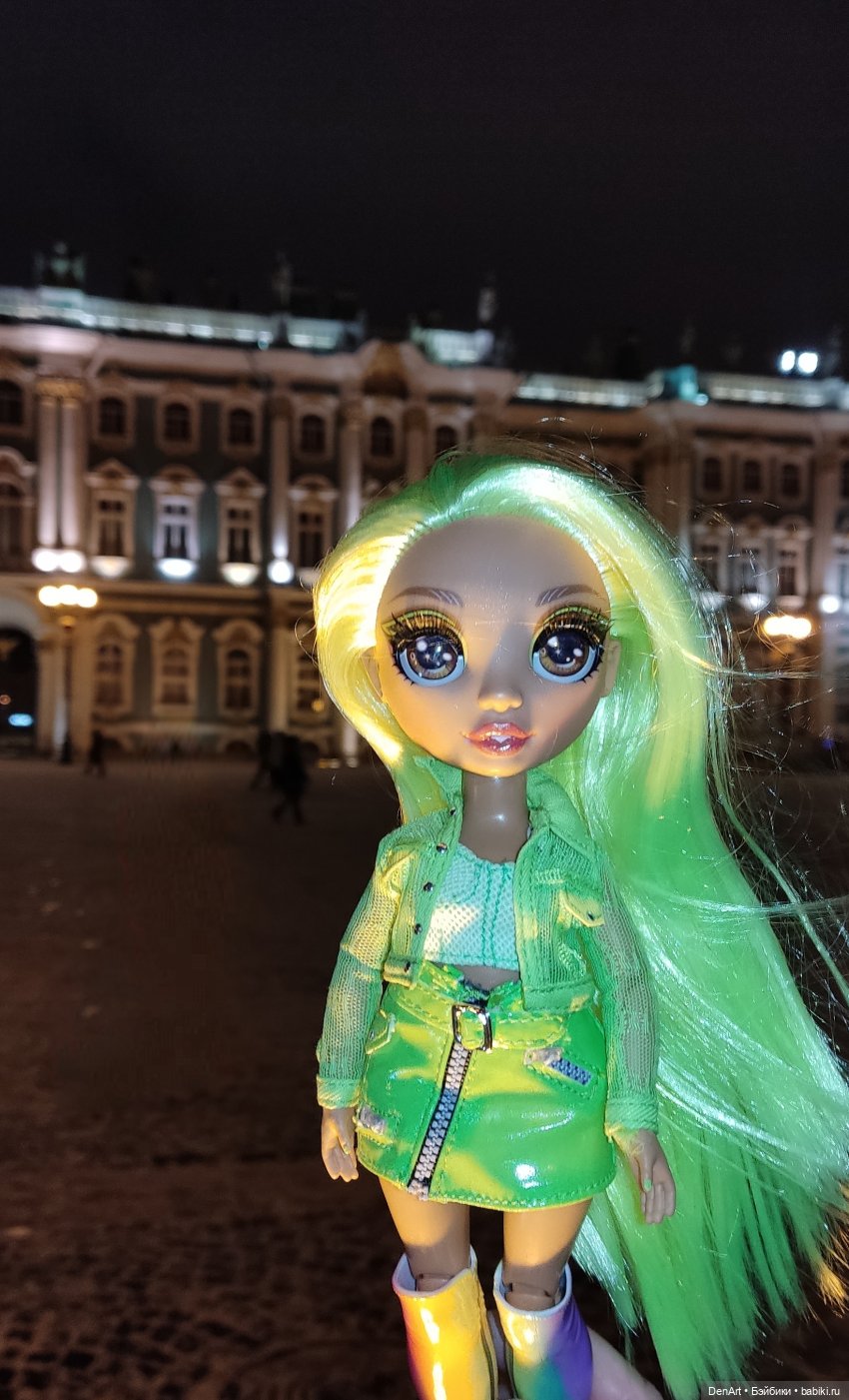 Зимний Питер с Кармой — Куклы Rainbow High (Рейнбоу Хай