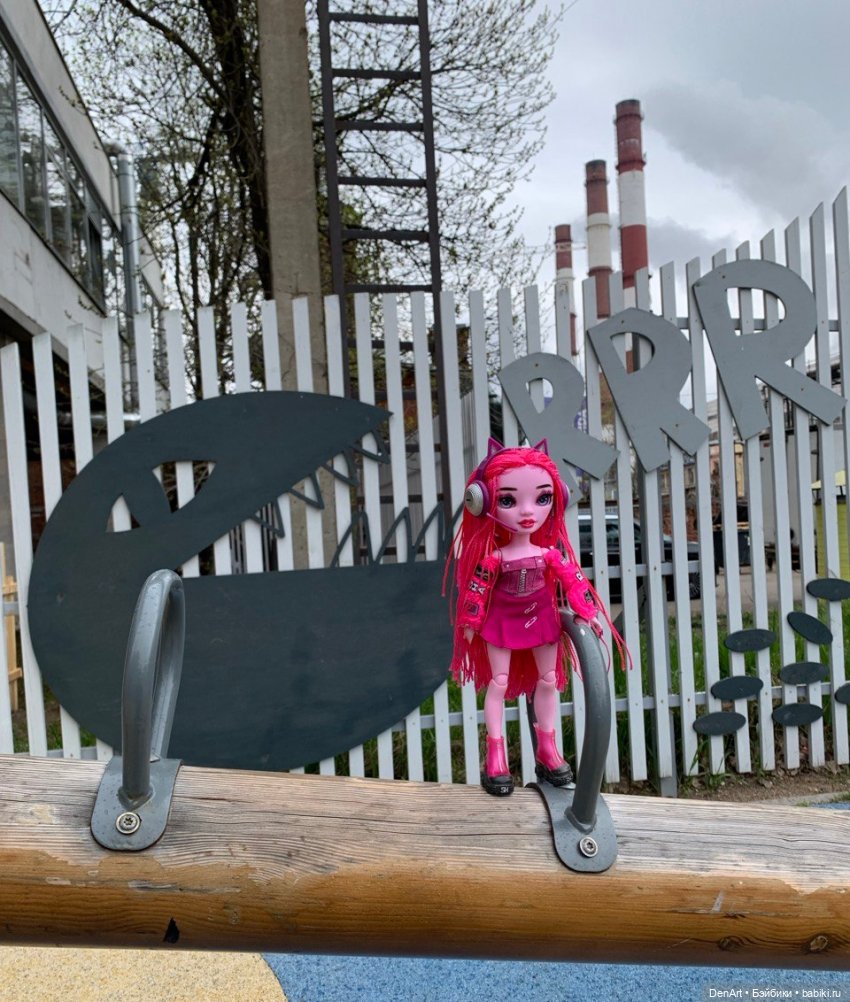Кукла месяца. Май. Пинки — Куклы Rainbow High (Рейнбоу Хай (фото 9)