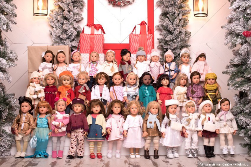 Здесь собрались все самые-самые мои любимые девочки, некоторых пришлось оставить дома, потому что эти еле-еле уместились на подиуме, но вроде бы у меня получилось!!!