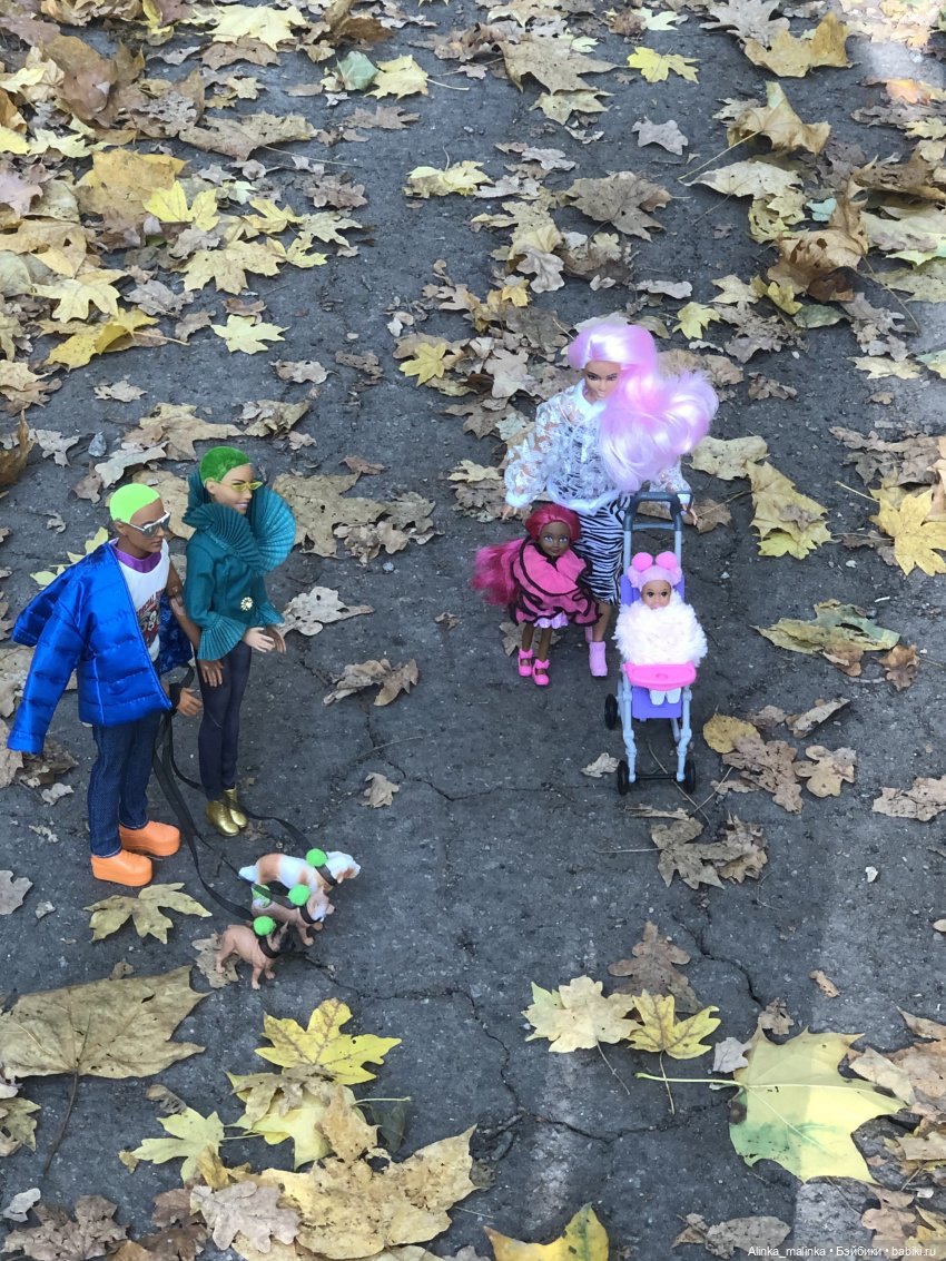 ‘Зелёные’ — Куклы Barbie (Барби): Looks