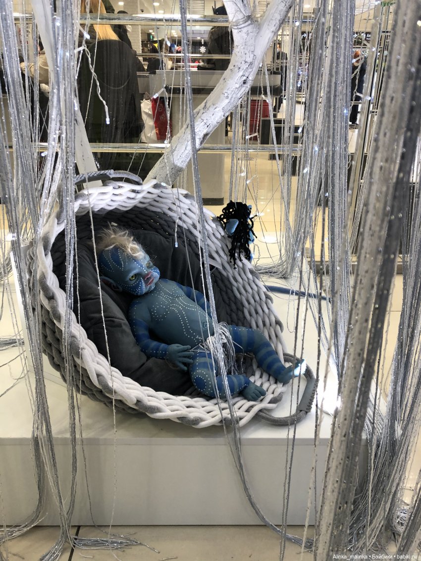 Неземное чудо в новогодней инсталляции