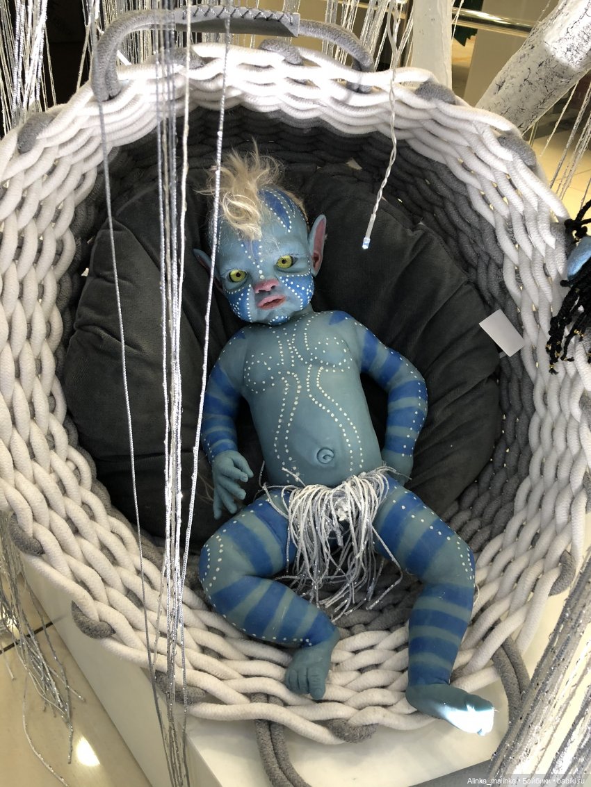 Неземное чудо в новогодней инсталляции (фото 2)